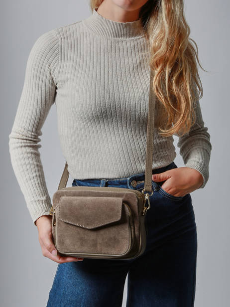 Shoulder Bag Velvet Caviar Leather Milano Brown velvet caviar VC25067 other view 1