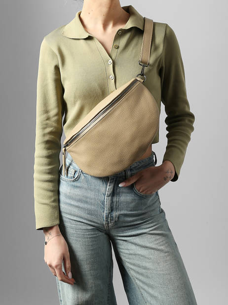 Leather Caviar Belt Bag Milano Beige caviar CA21123 other view 1